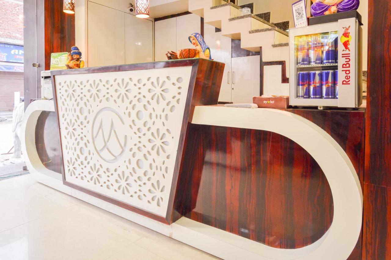 Capital O Moments Inn Amritsar Extérieur photo